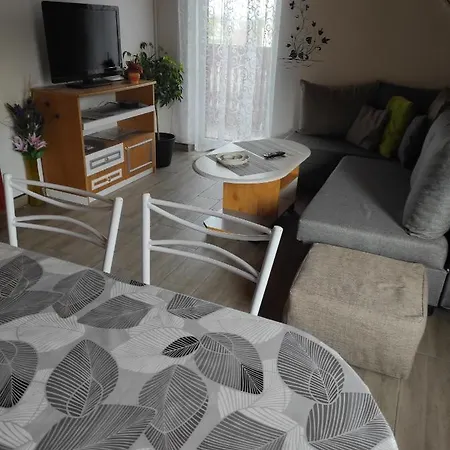 Dorina Apartment *