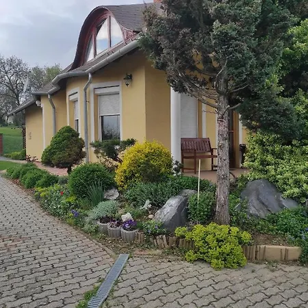 Dorina زلاكاروس